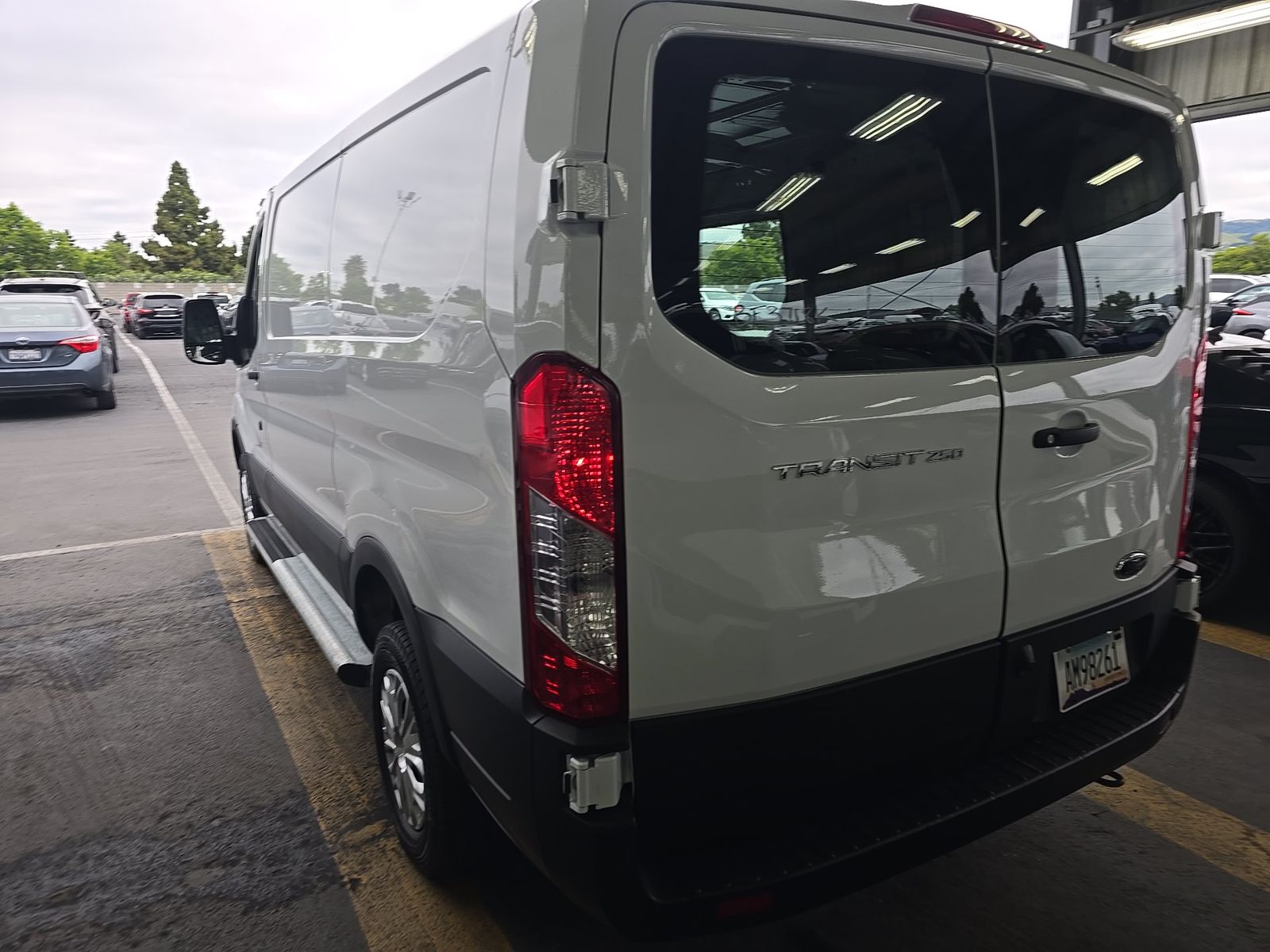 FORD TRANSIT 250 - 7