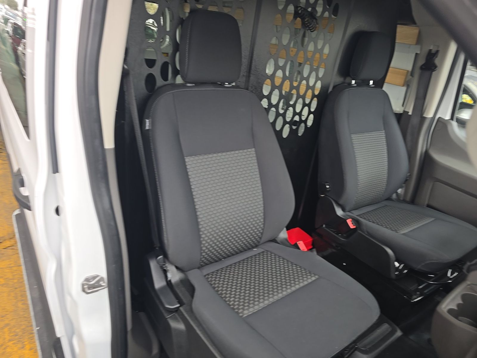 FORD TRANSIT 250 - 9