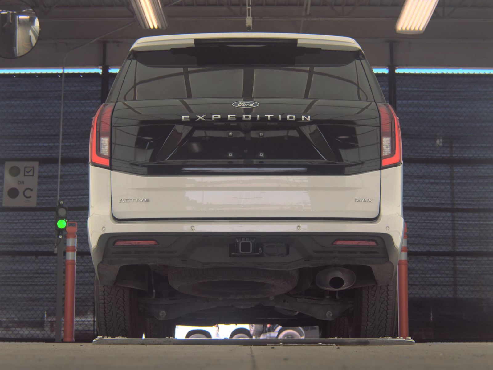 FORD EXPEDITION MAX - 8