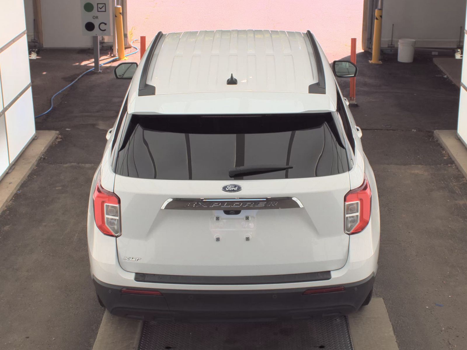 FORD EXPLORER - 7