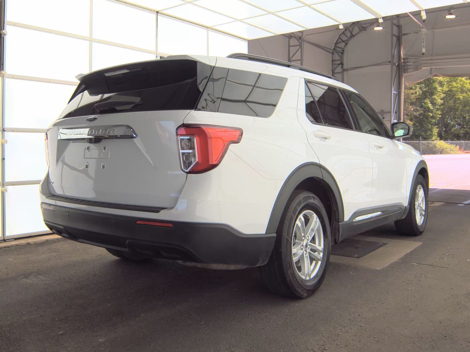 FORD EXPLORER - 6