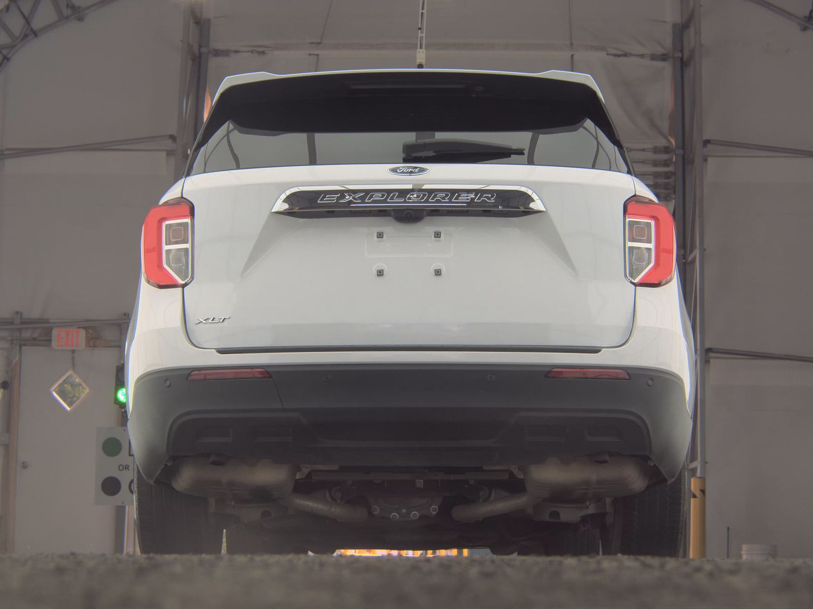 FORD EXPLORER - 8