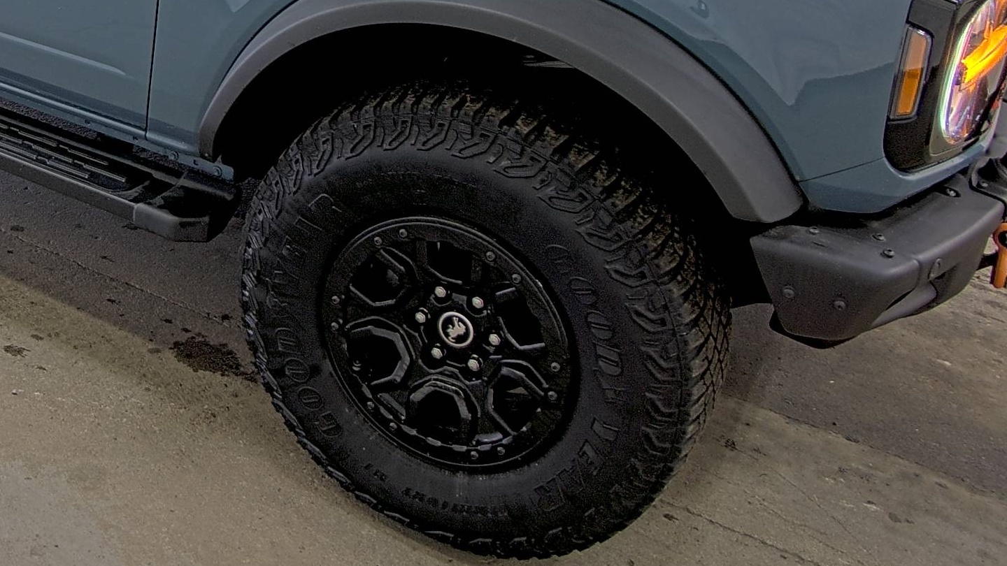 FORD BRONCO - 9