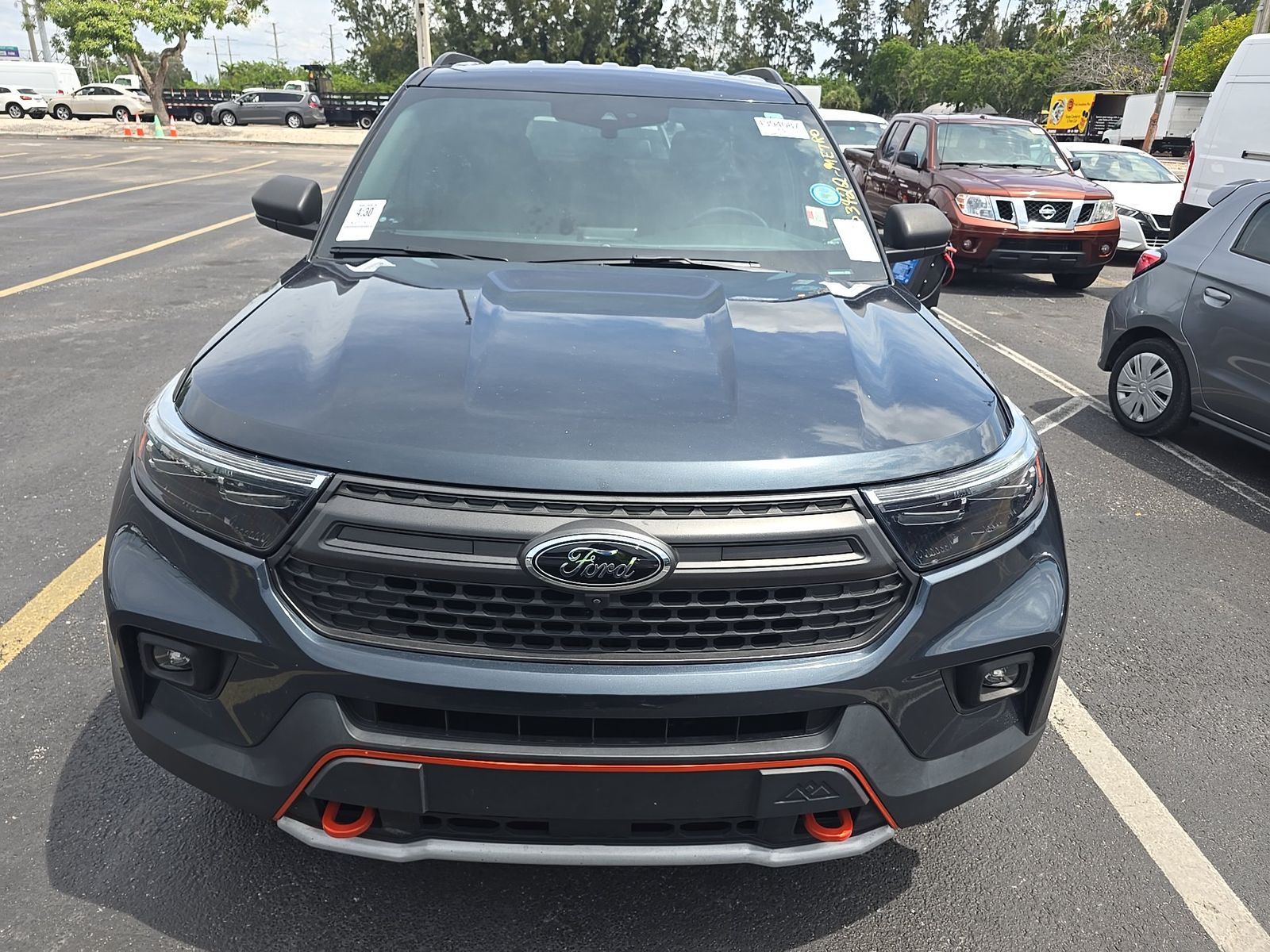 FORD EXPLORER - 3