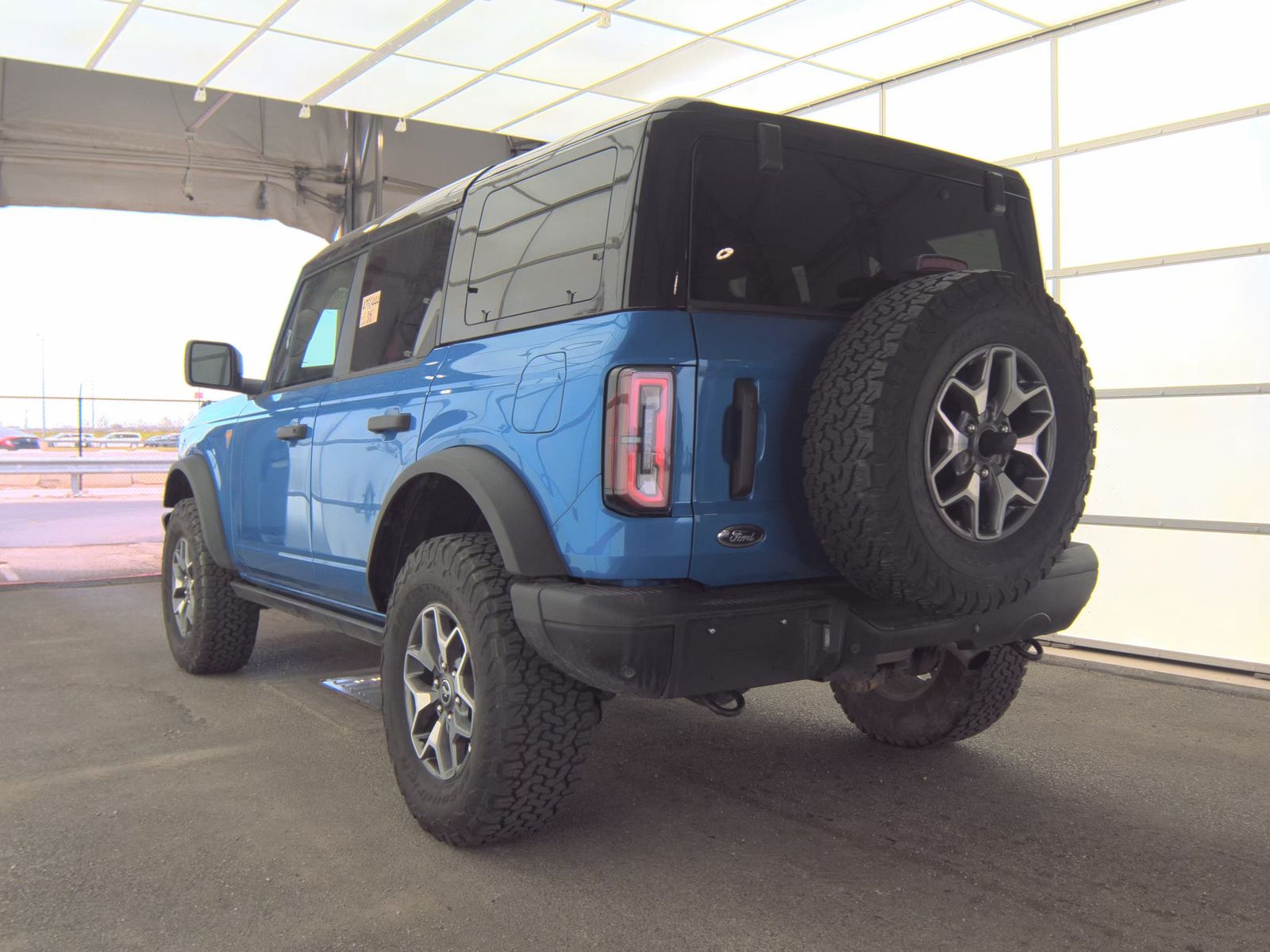 FORD BRONCO - 9