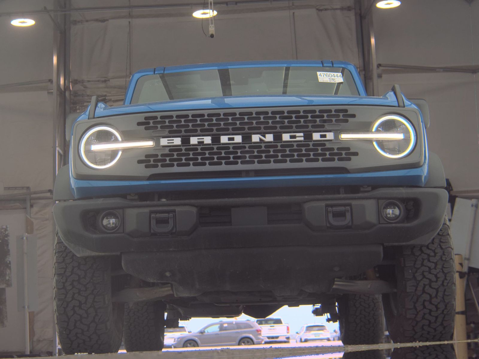 FORD BRONCO - 4