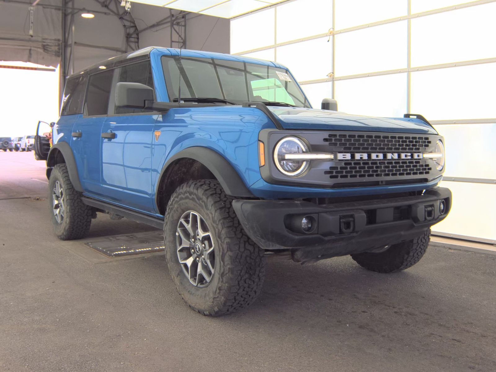 FORD BRONCO - 5
