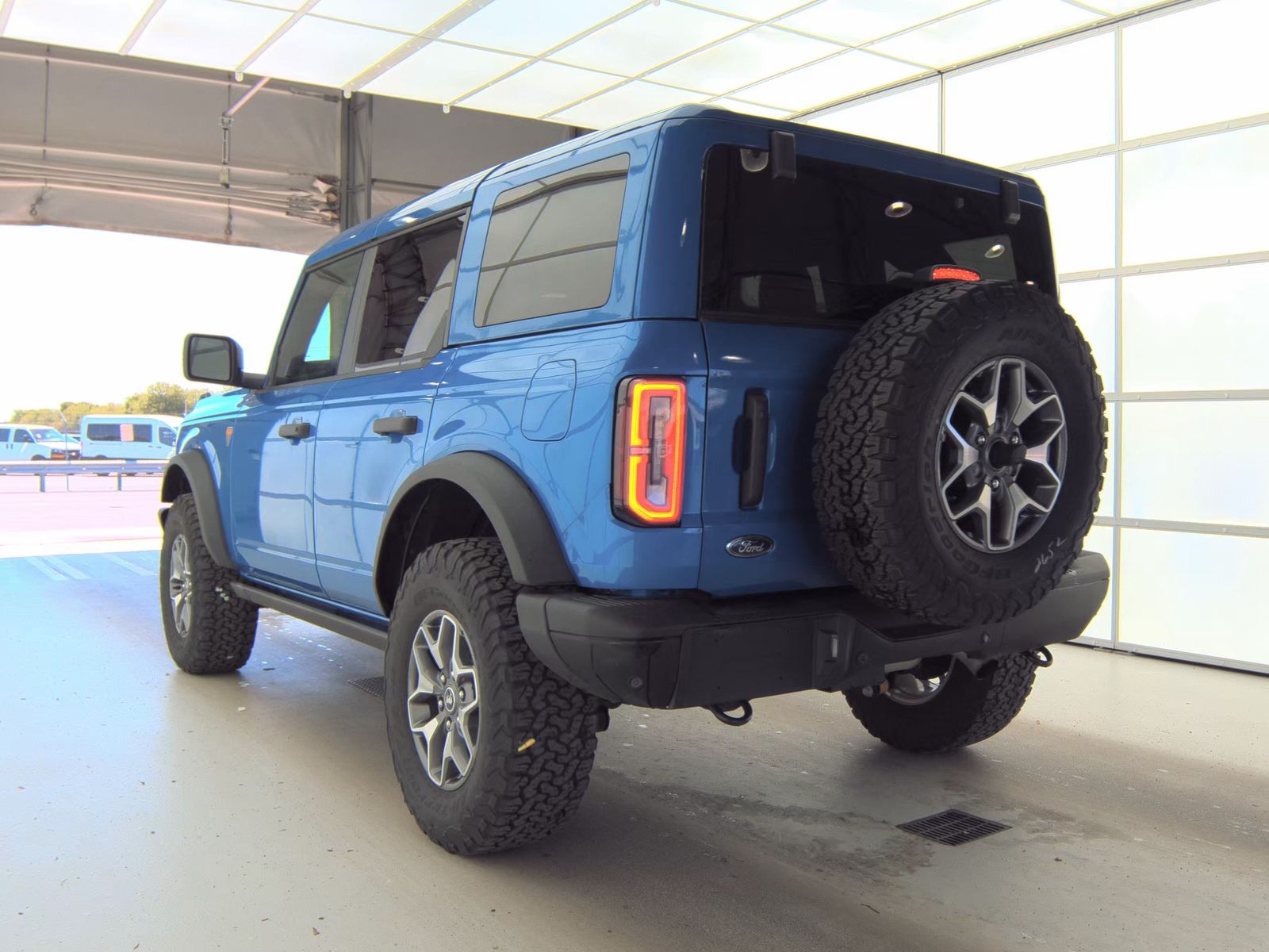 FORD BRONCO - 9