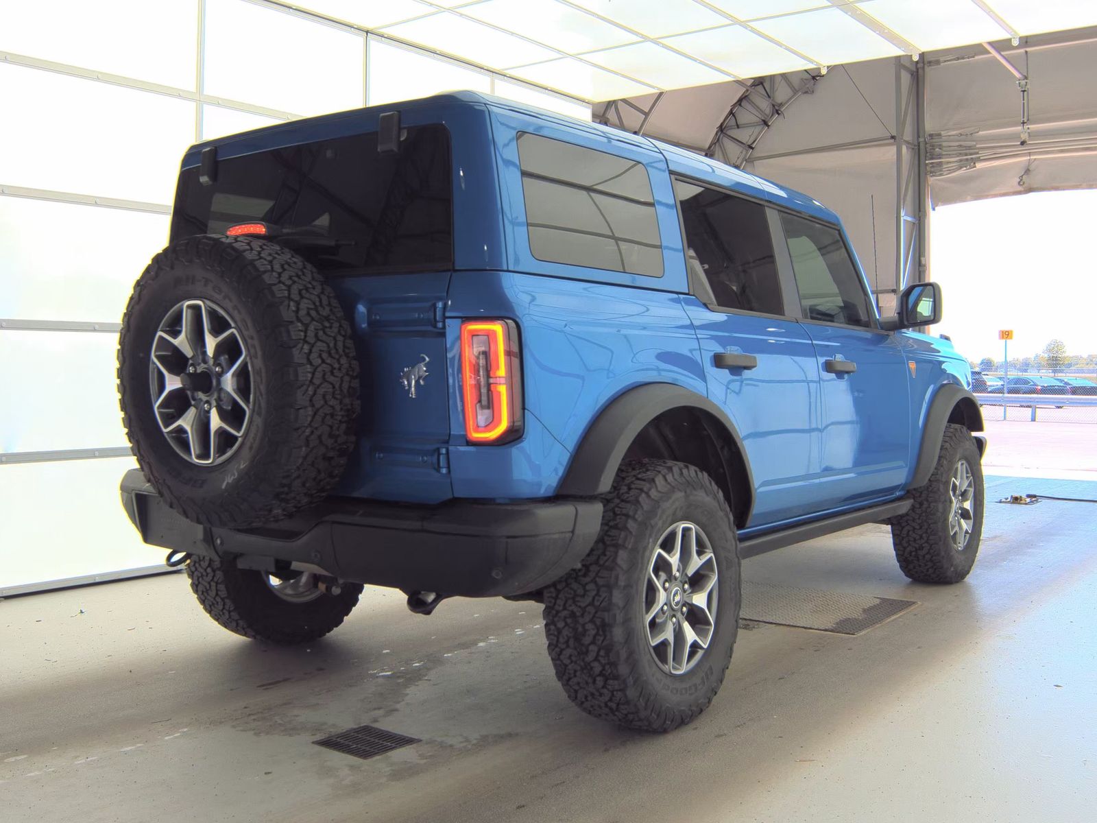 FORD BRONCO - 6