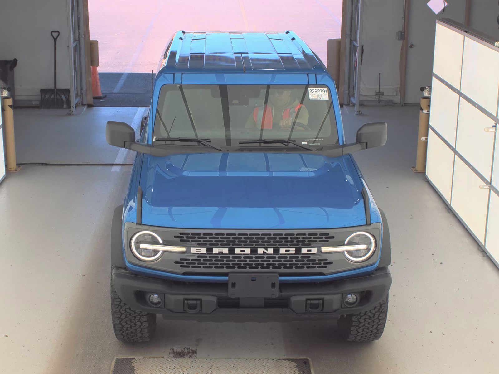 FORD BRONCO - 3