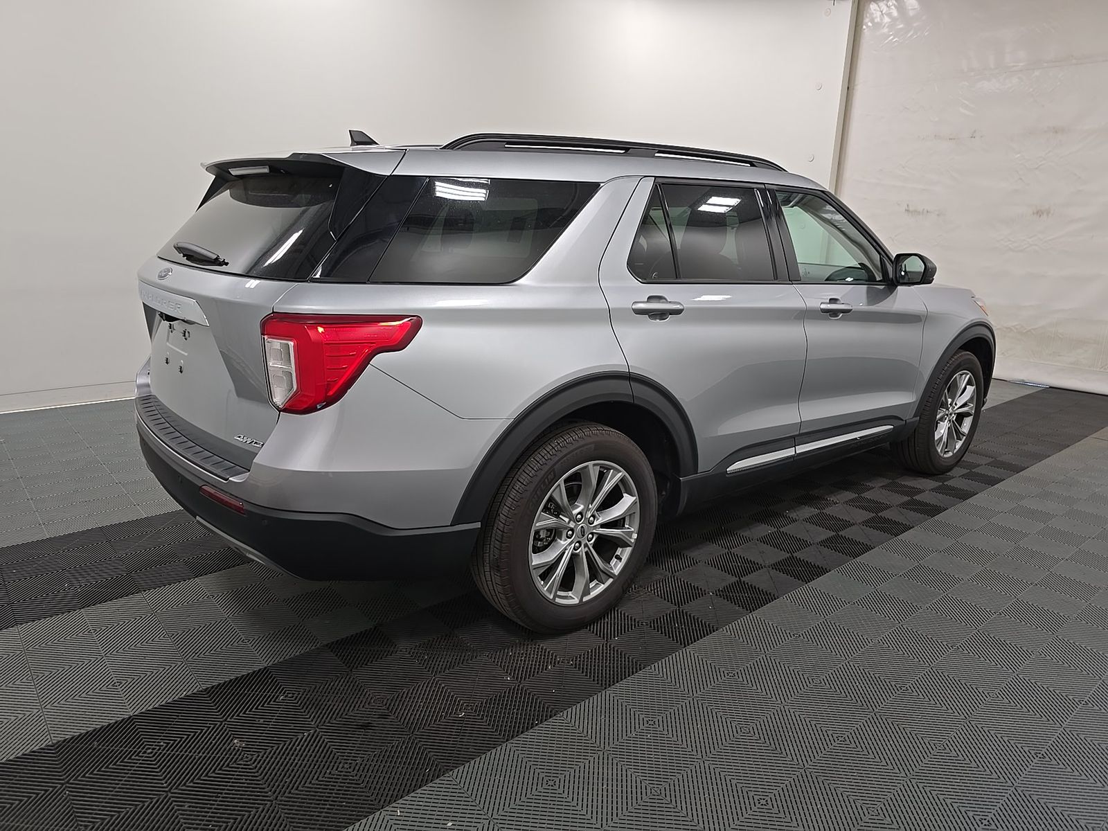 FORD EXPLORER - 5