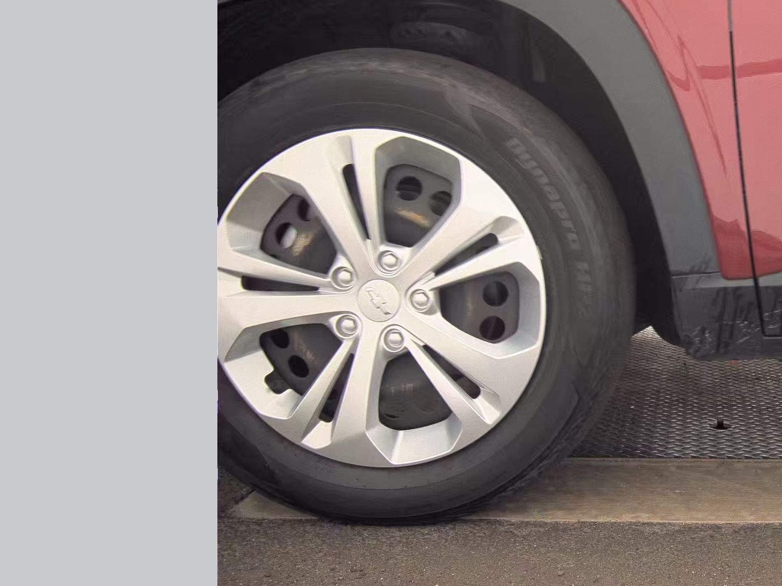 CHEVROLET TRAX - 10