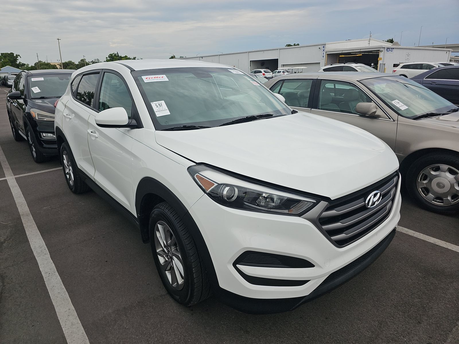 HYUNDAI TUCSON - 4