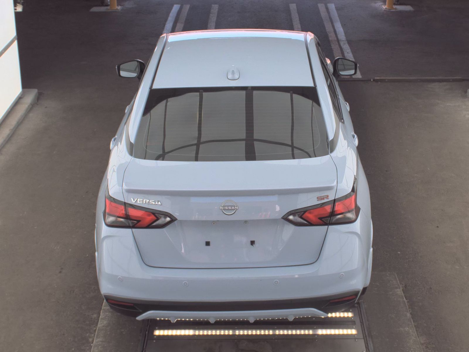 NISSAN VERSA - 7