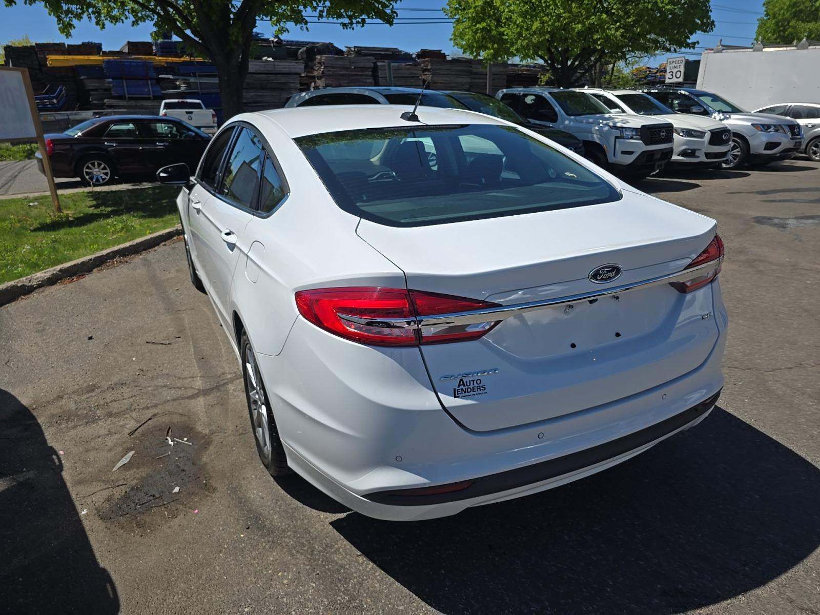 FORD FUSION - 4