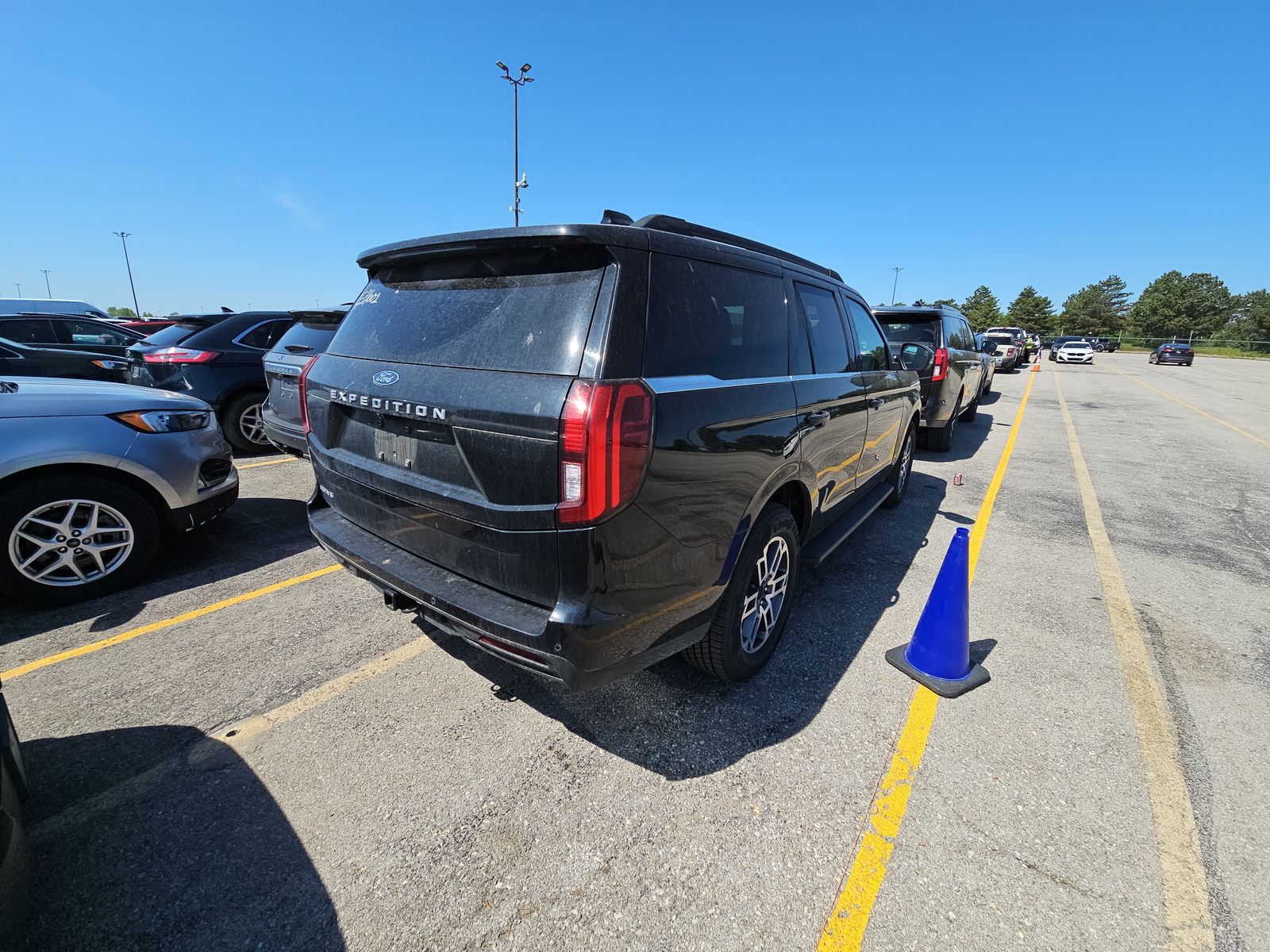 FORD EXPEDITION - 5