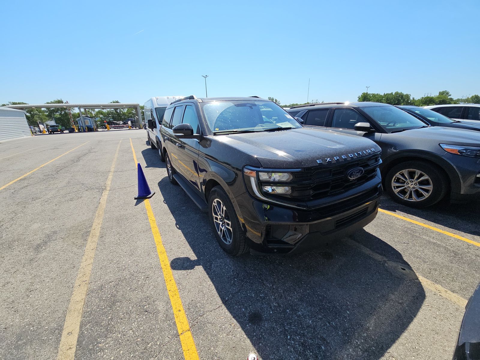 FORD EXPEDITION - 4