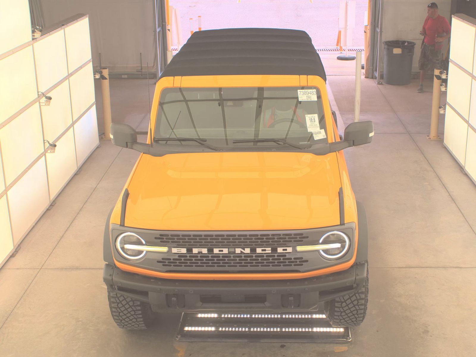 FORD BRONCO - 3