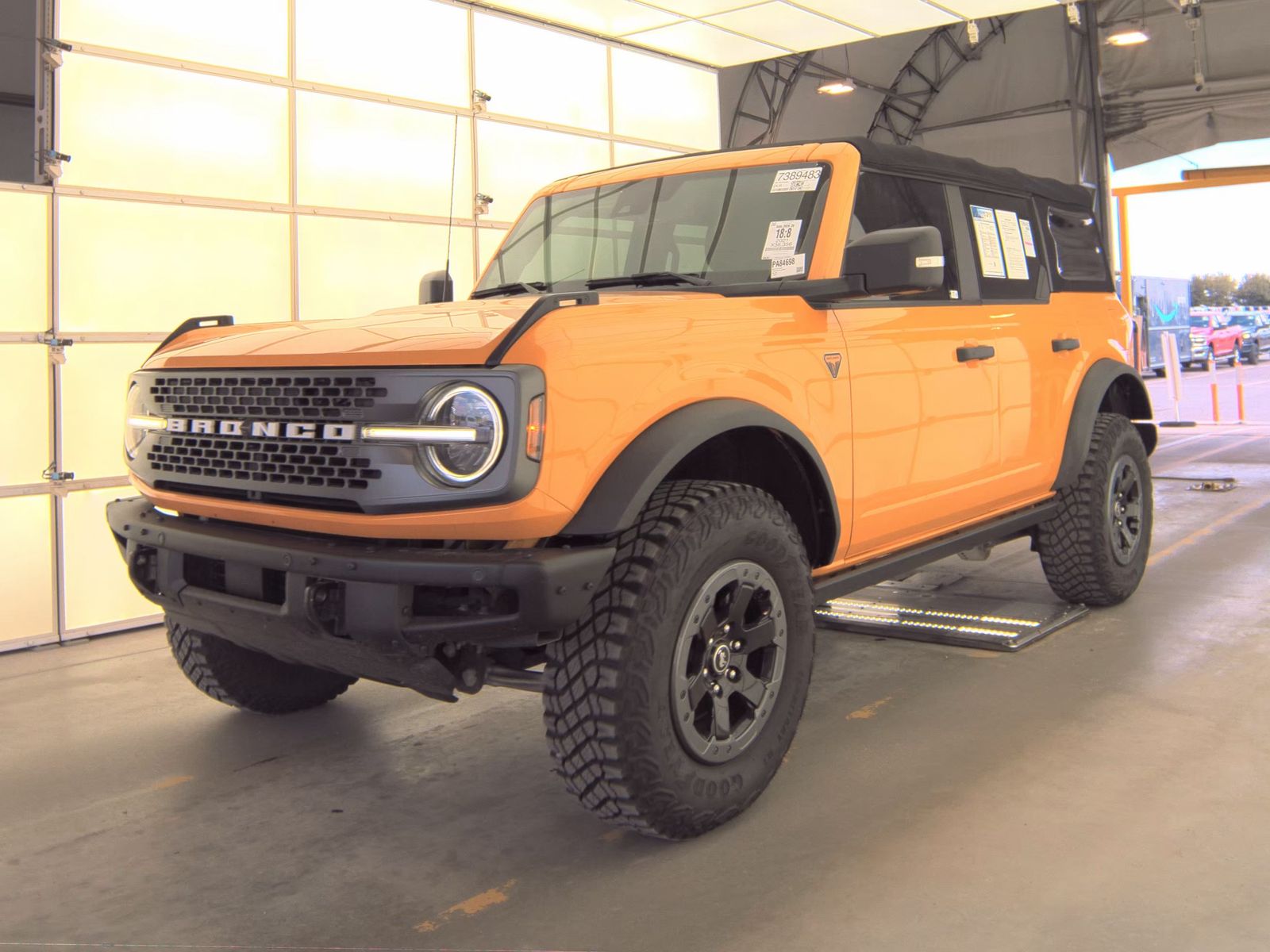 FORD BRONCO - 1