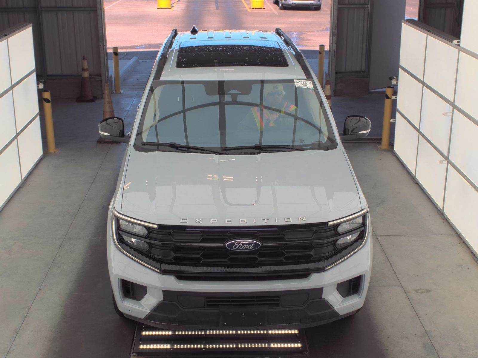 FORD EXPEDITION - 3