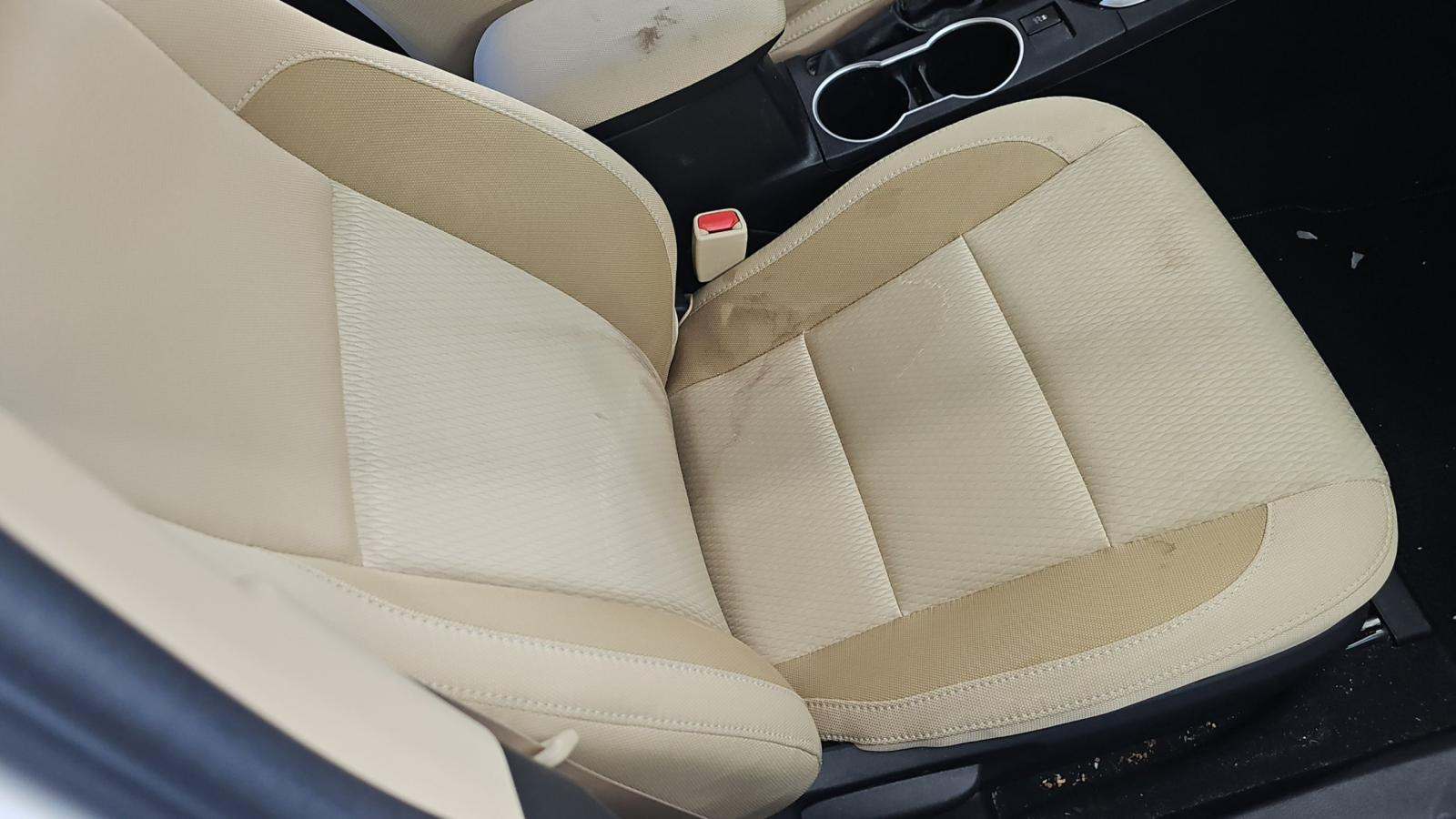 2017 Toyota Corolla LE FWD