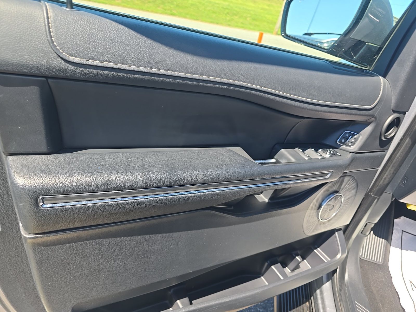 FORD EXPEDITION MAX - 10