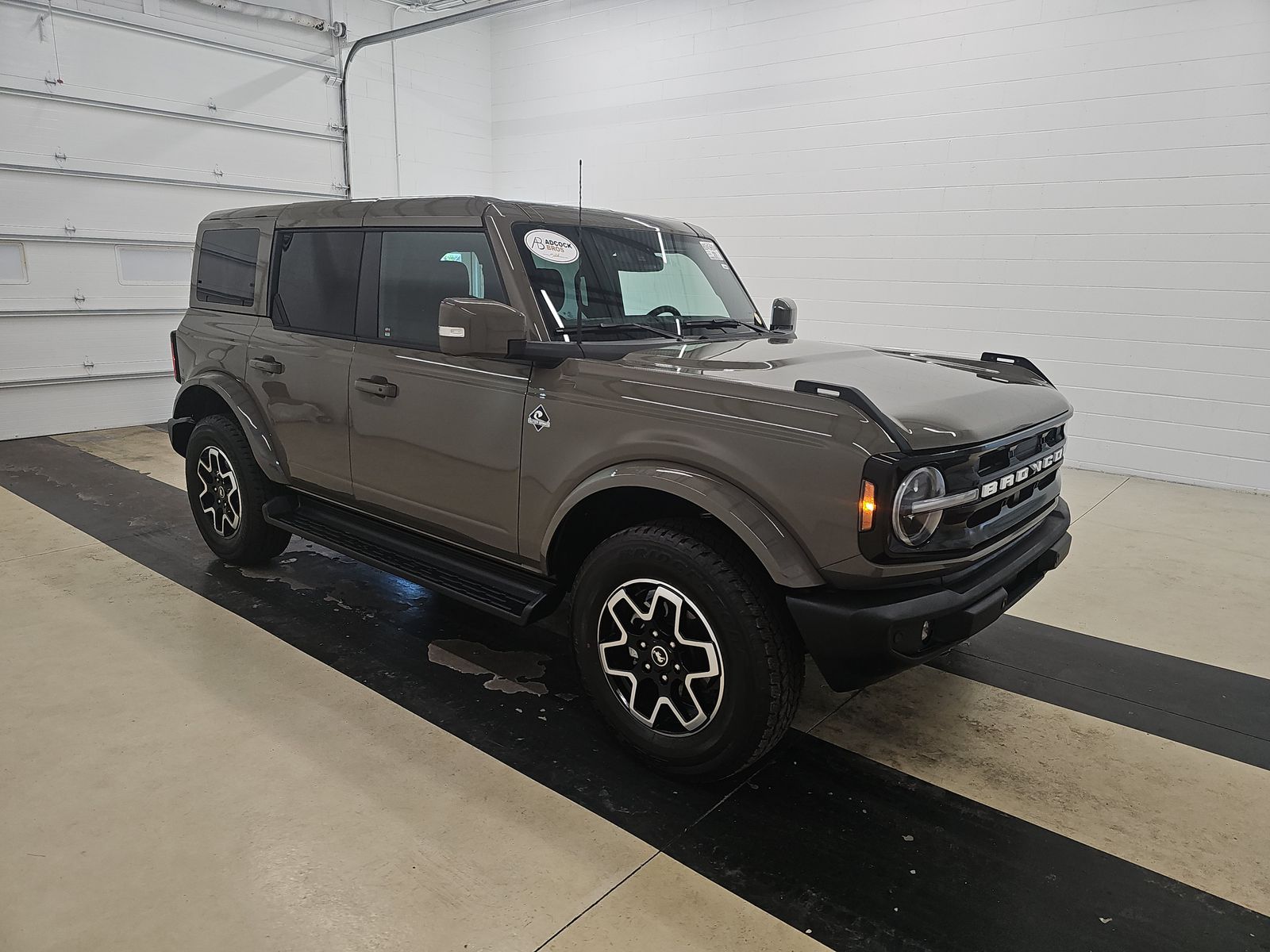 FORD BRONCO - 4