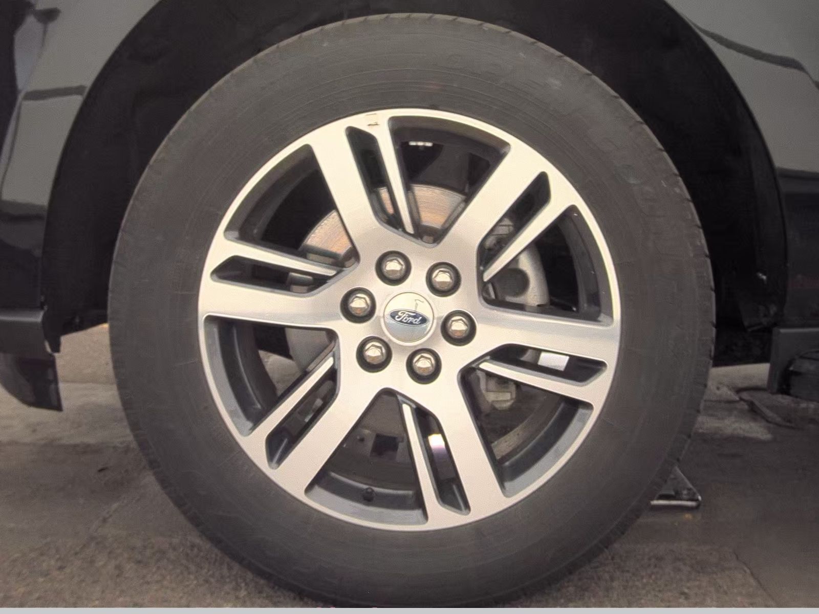 FORD EXPEDITION - 10