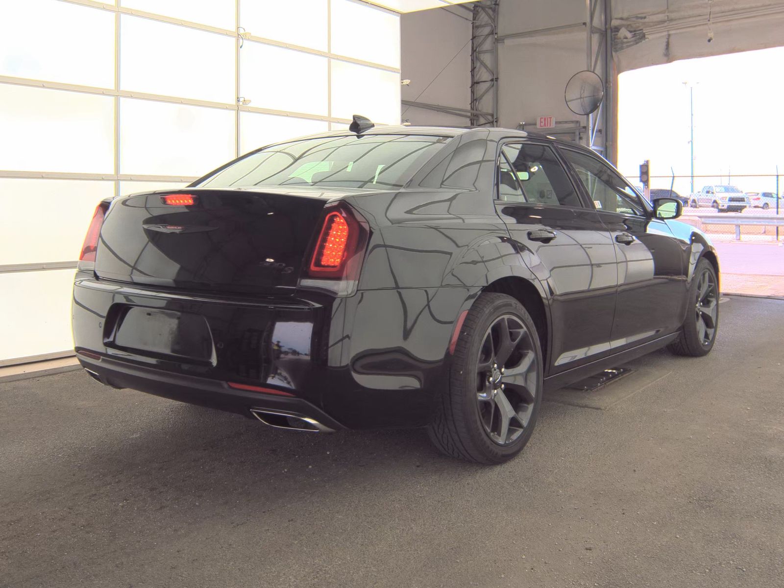 2023 Chrysler 300 300S RWD