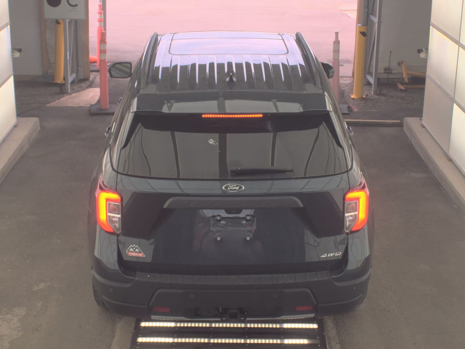 FORD EXPLORER - 7