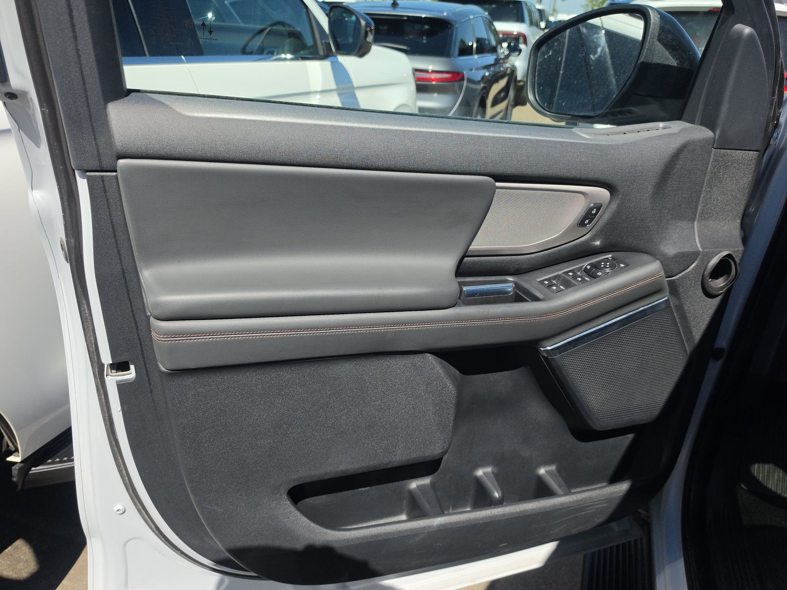 FORD EXPEDITION MAX - 10