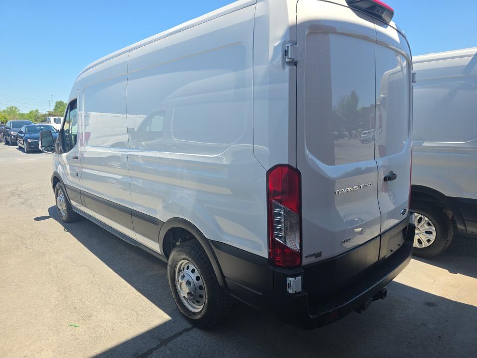 FORD TRANSIT 250 - 7