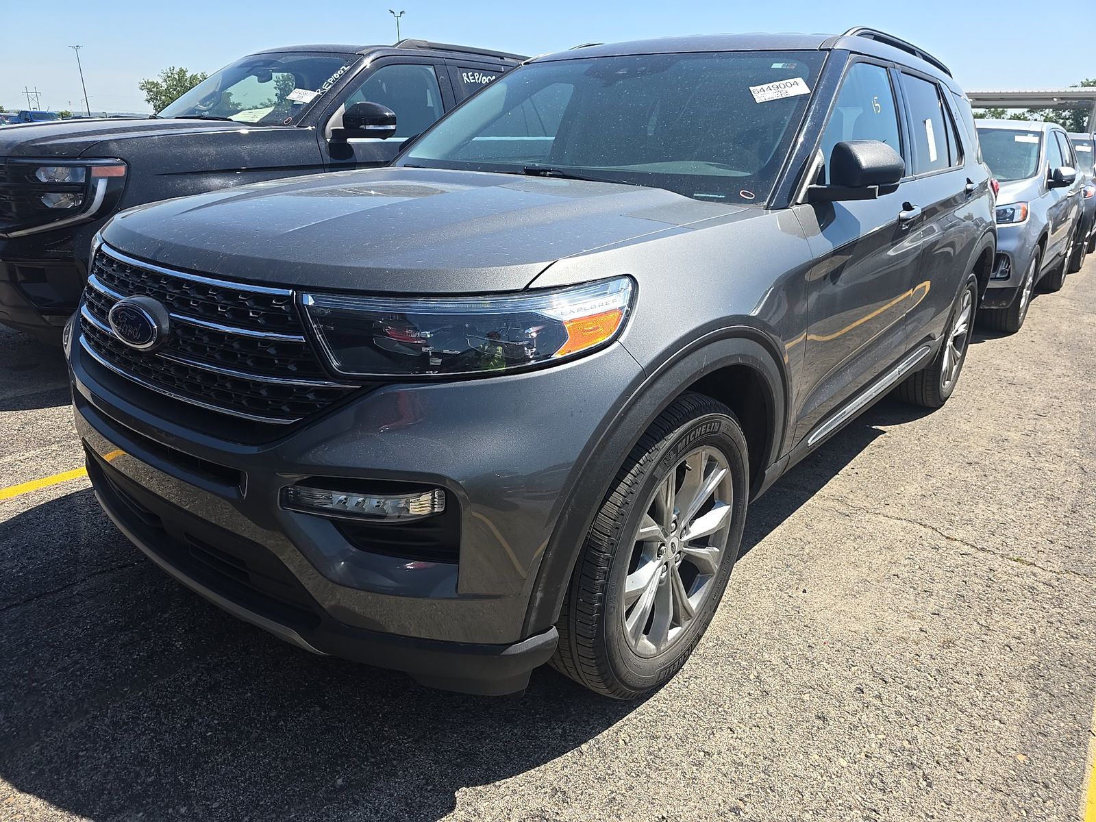 FORD EXPLORER - 1