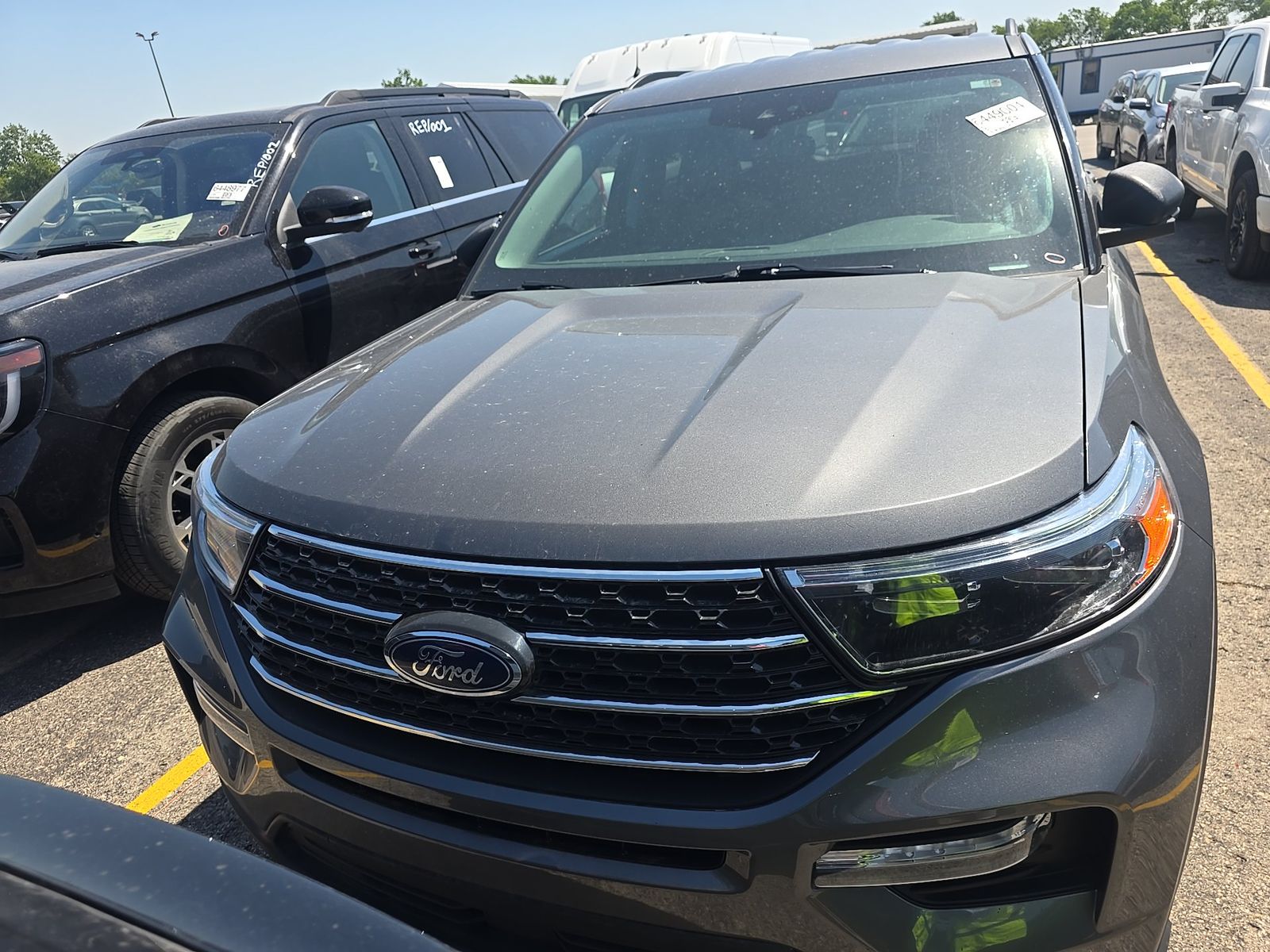 FORD EXPLORER - 3