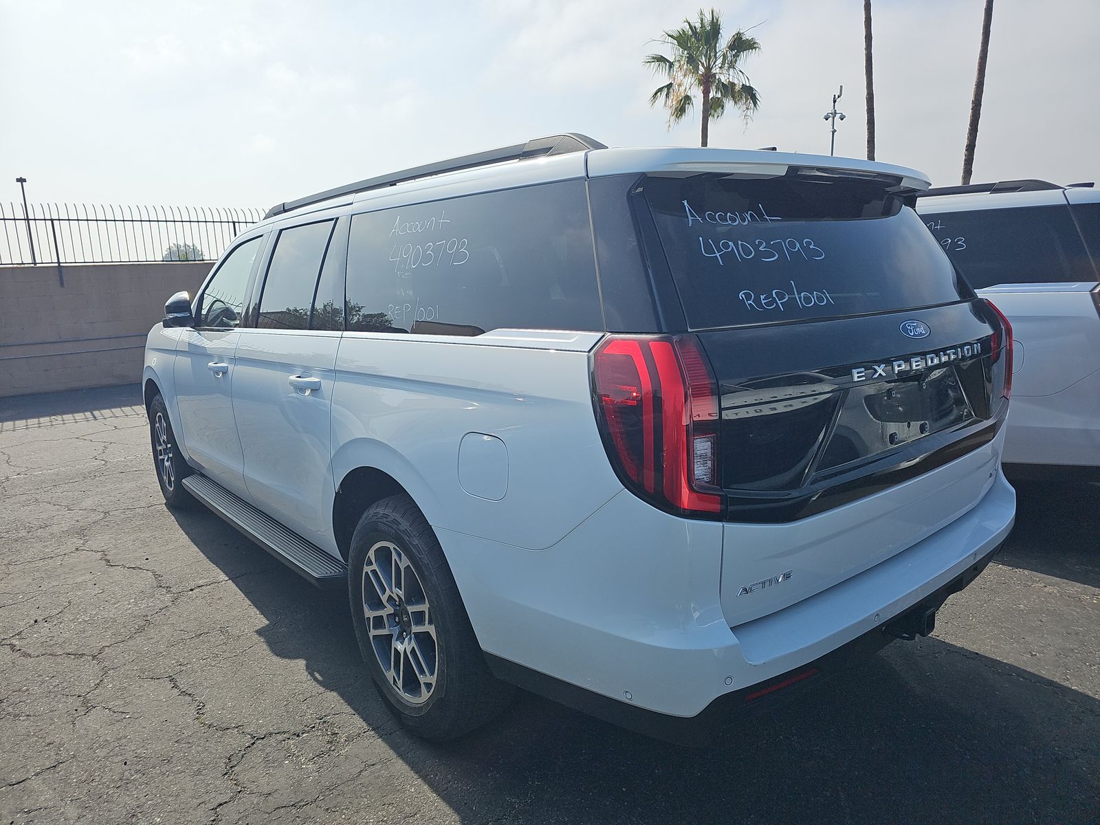 FORD EXPEDITION MAX - 7
