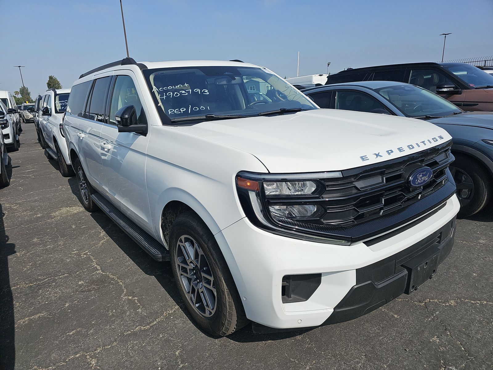FORD EXPEDITION MAX - 4