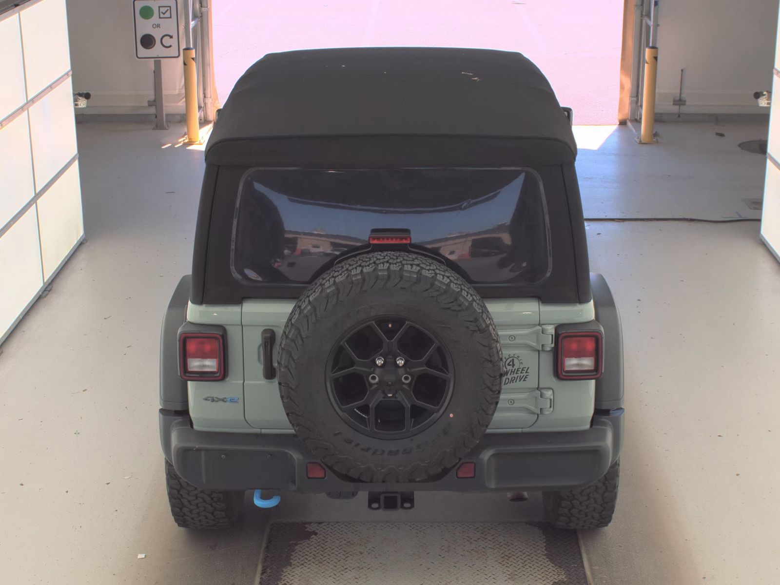 2024 Jeep Wrangler 4xe Willys AWD