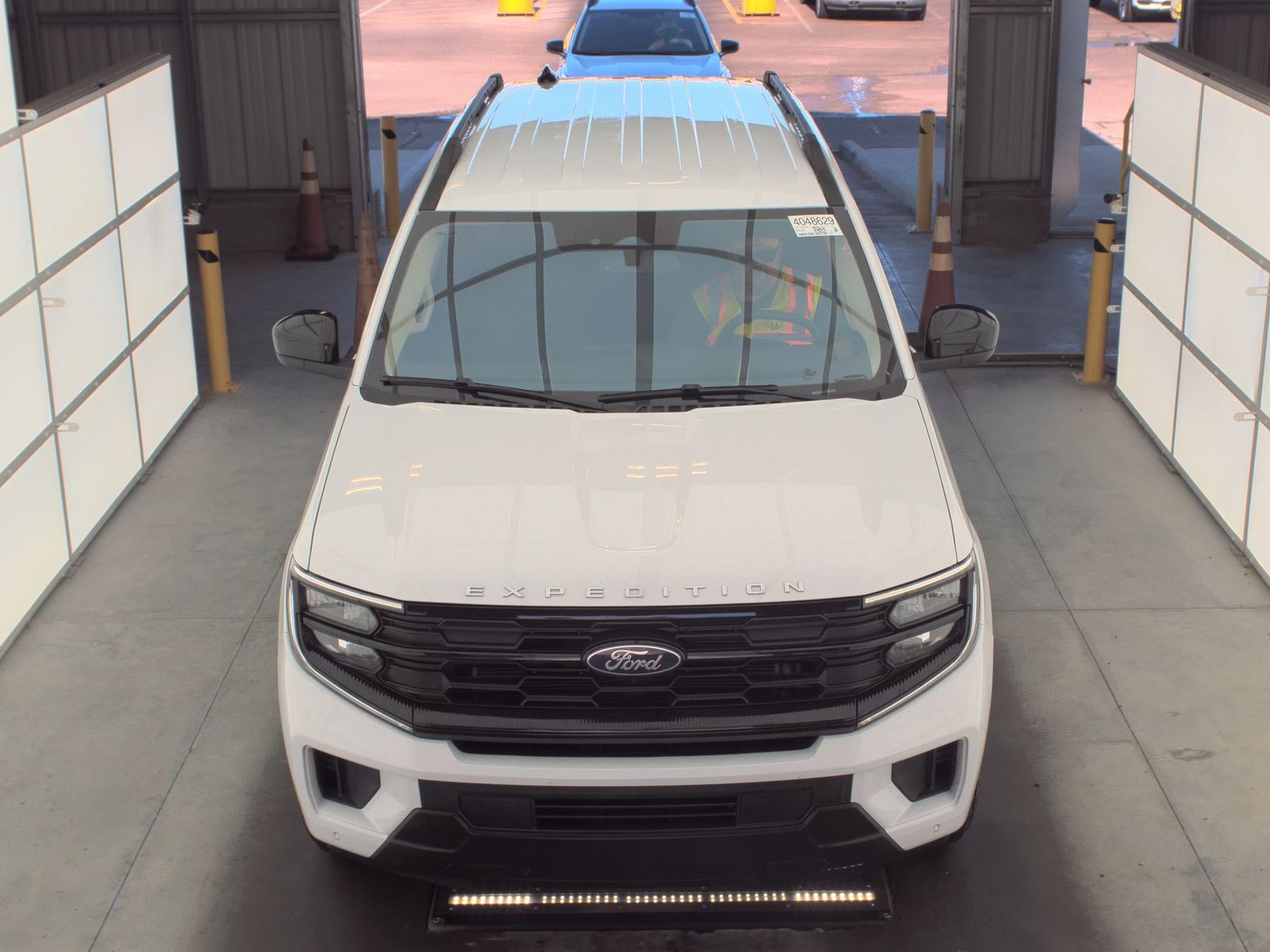 FORD EXPEDITION - 3