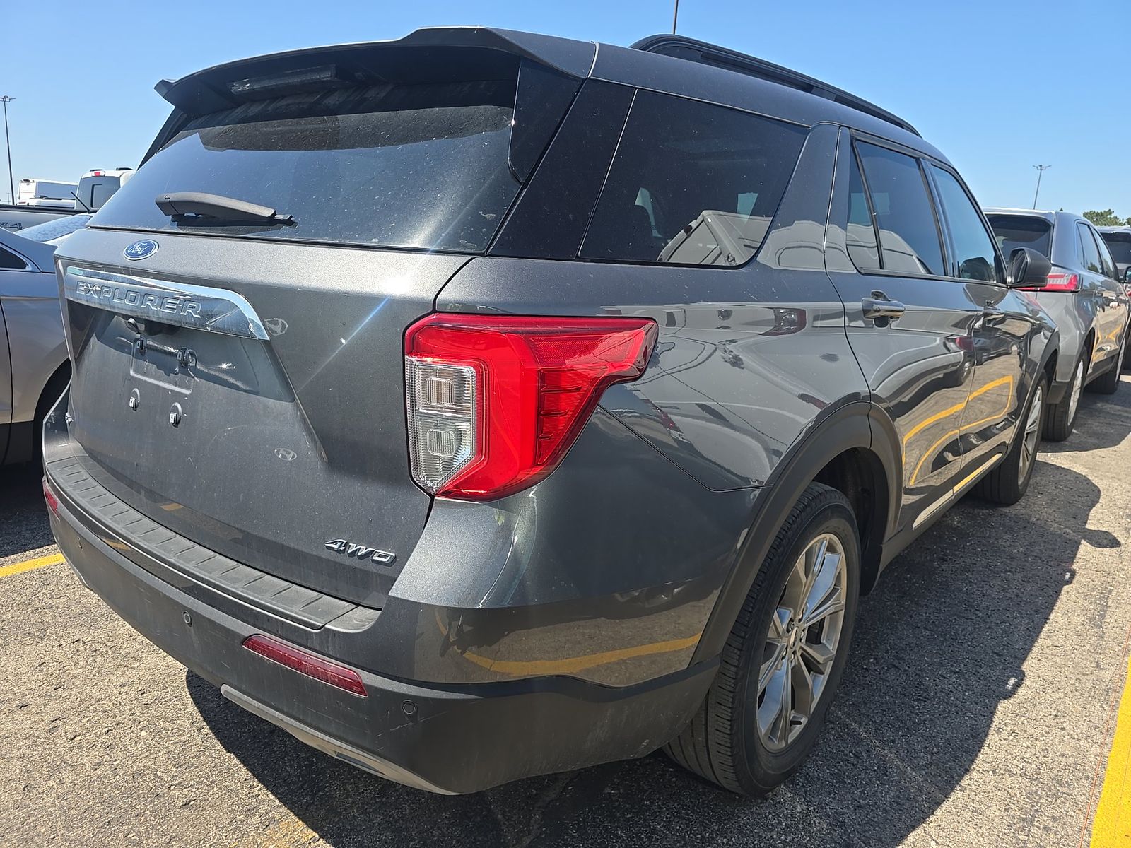 FORD EXPLORER - 5