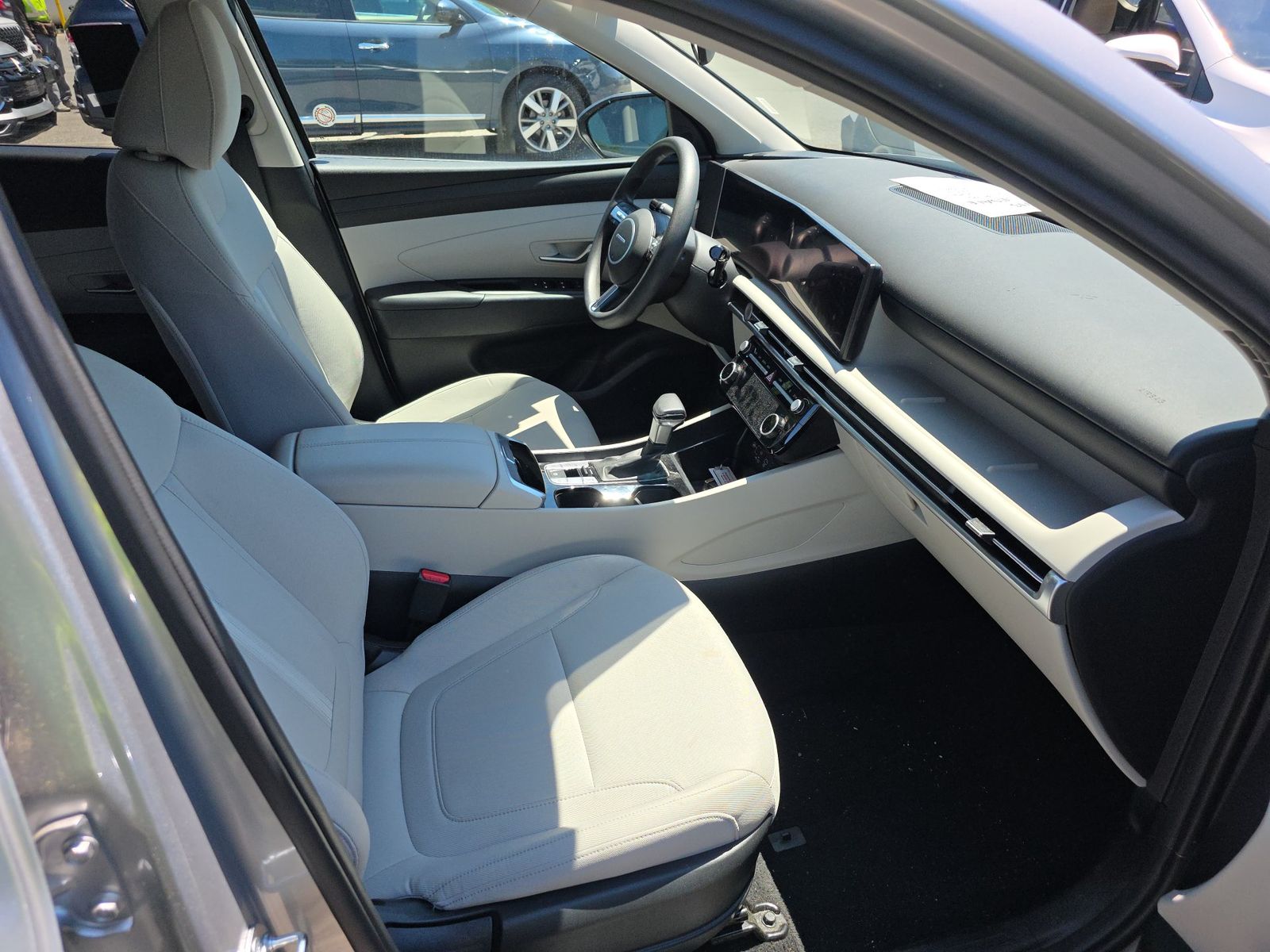 HYUNDAI TUCSON - 9