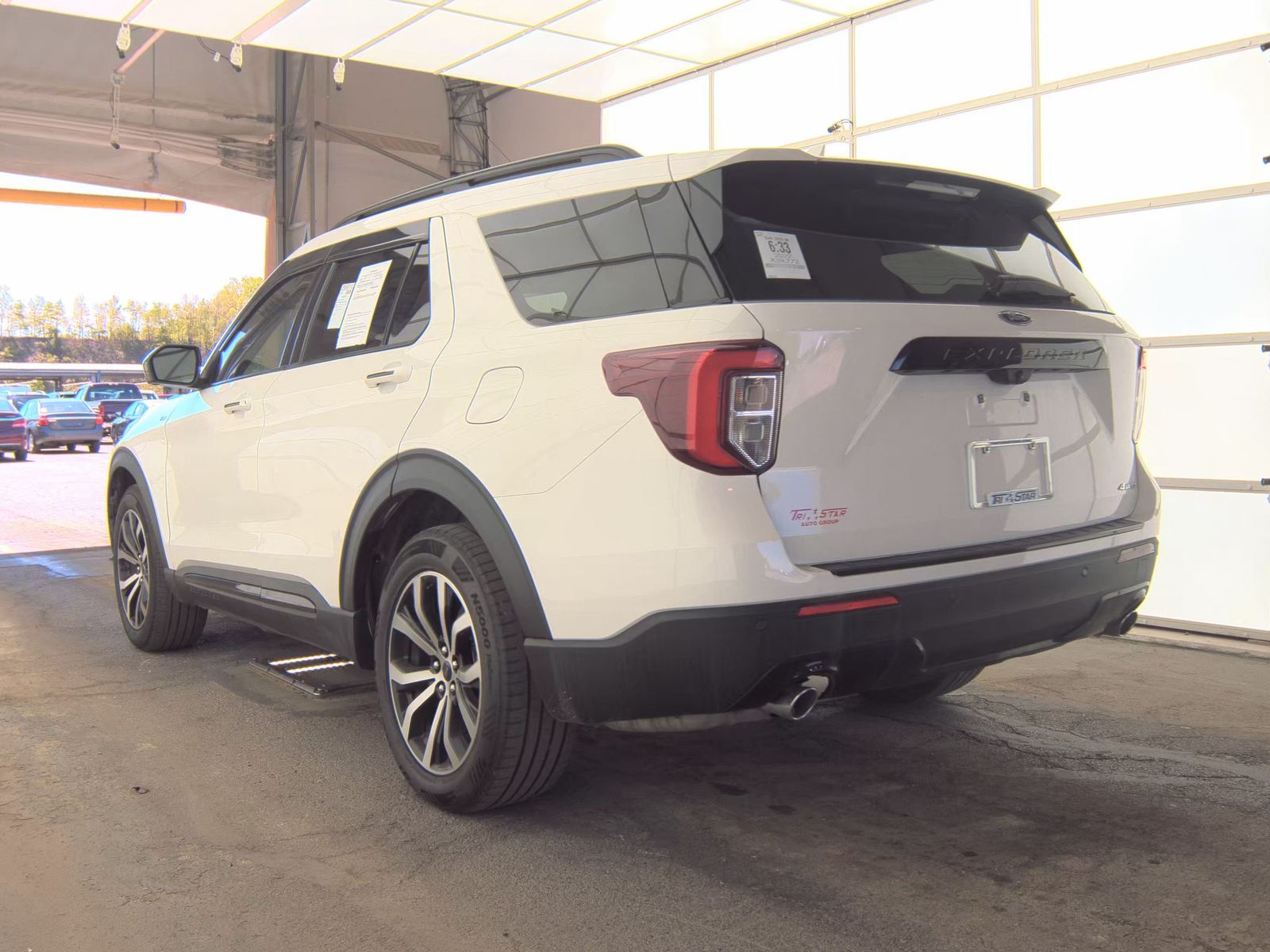 FORD EXPLORER - 9