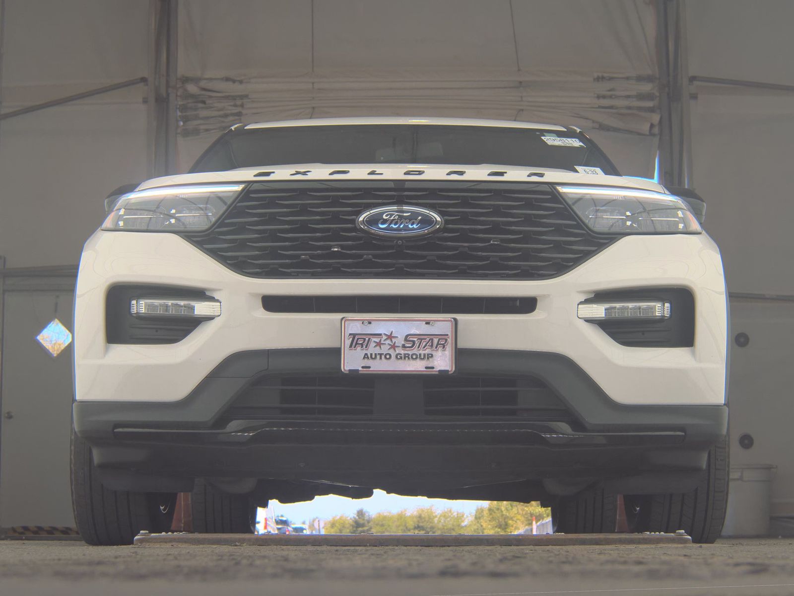 FORD EXPLORER - 4