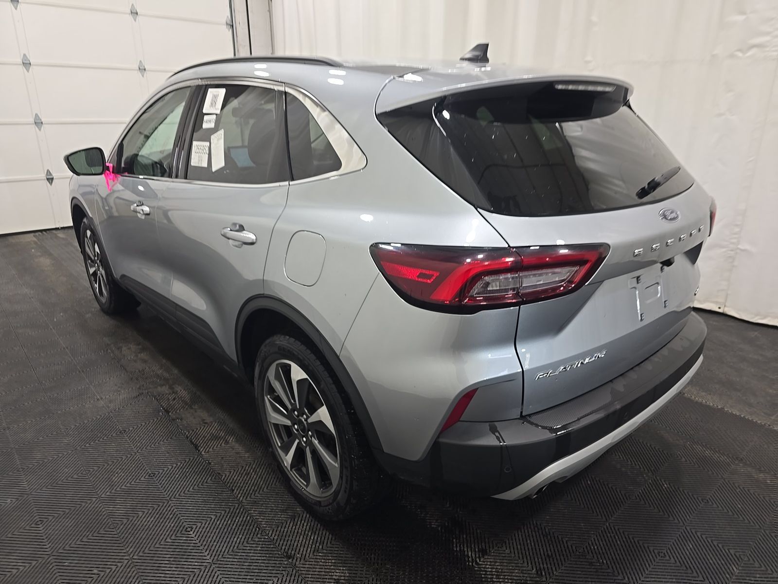 FORD ESCAPE - 7
