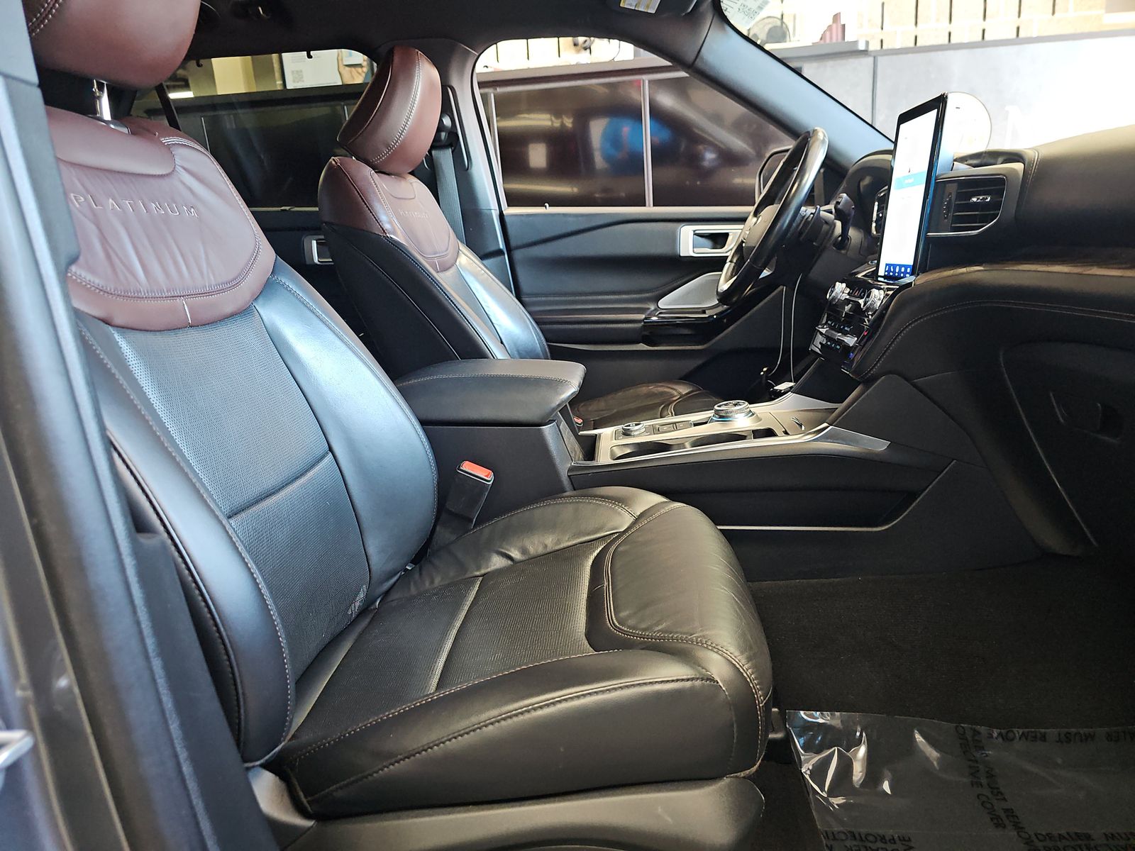 FORD EXPLORER - 9