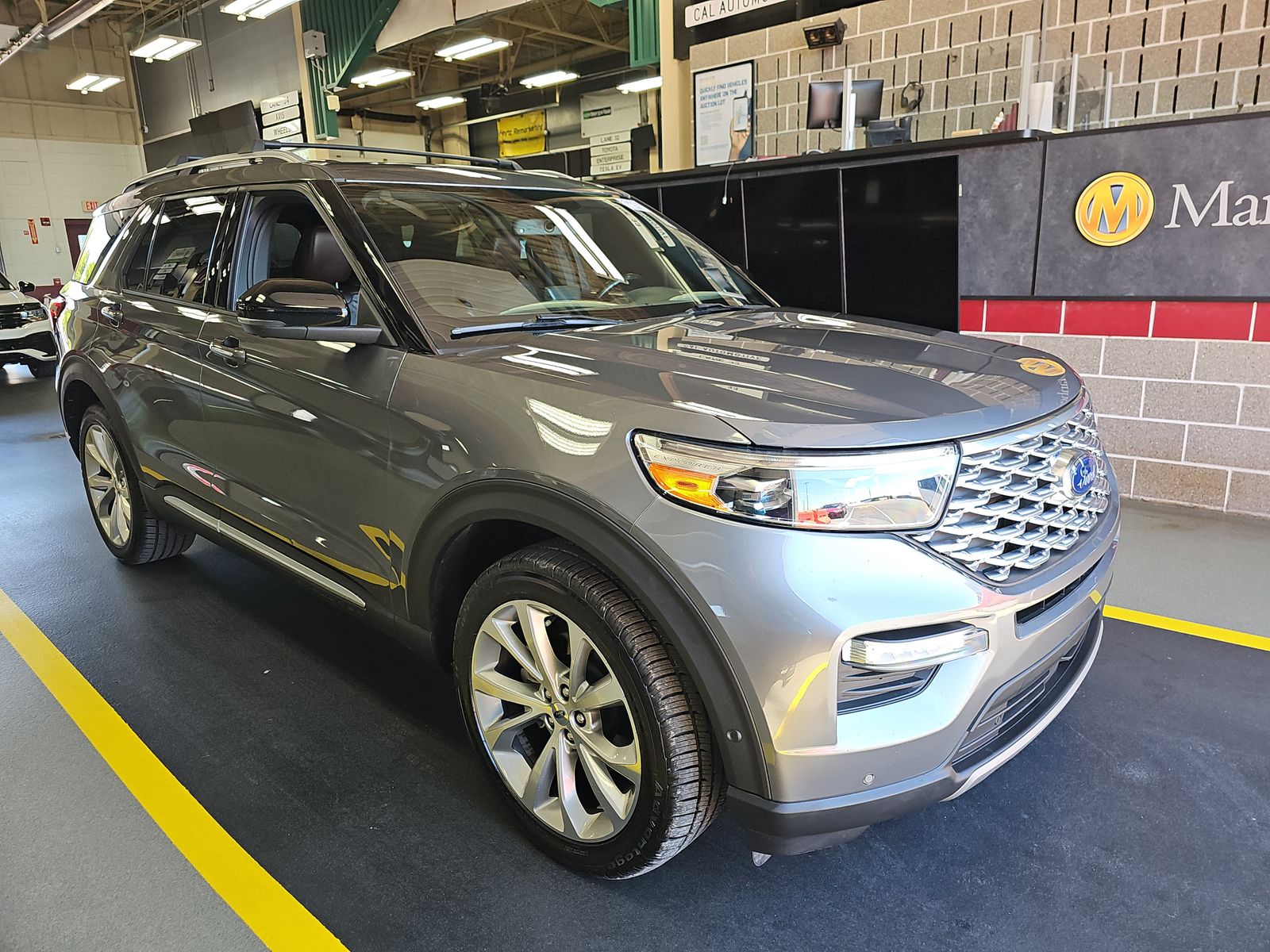 FORD EXPLORER - 4