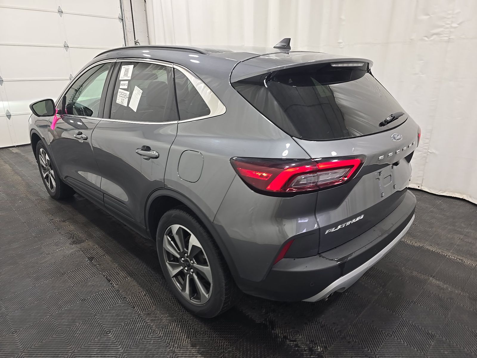 FORD ESCAPE - 7