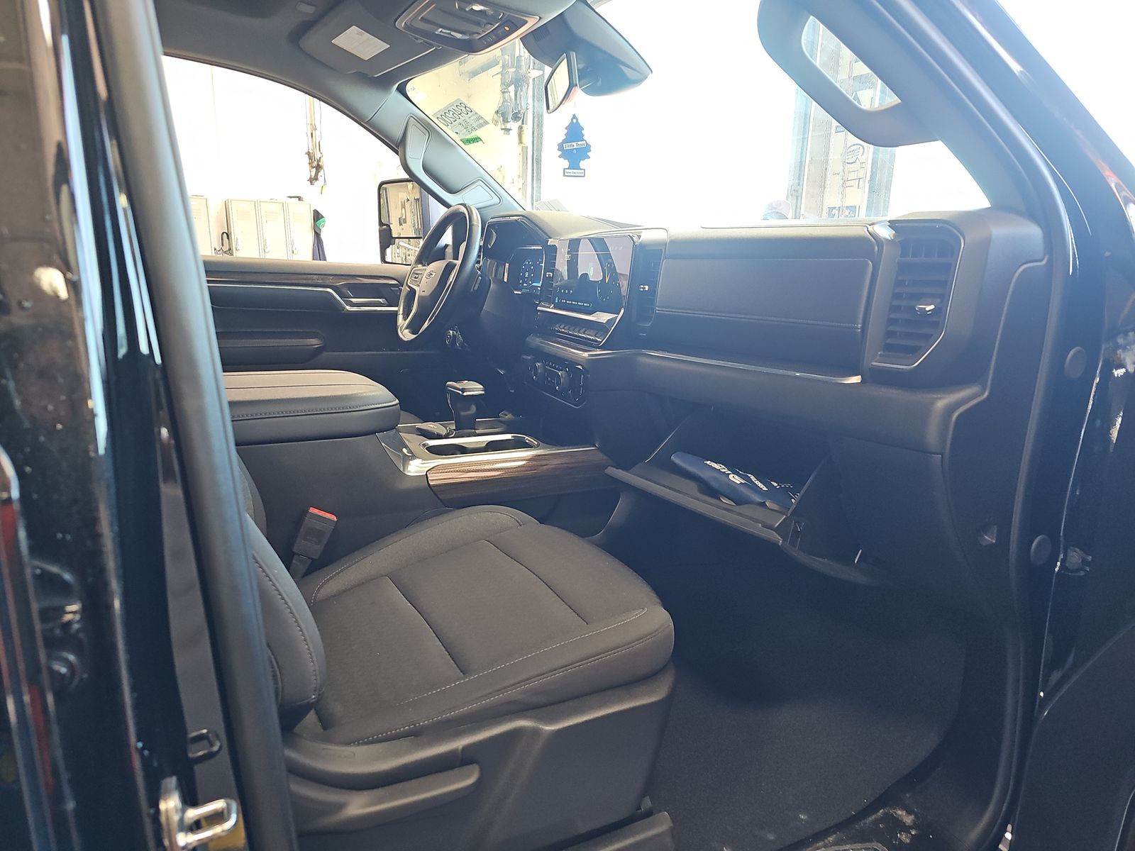 2024 Chevrolet Silverado 1500 RST AWD