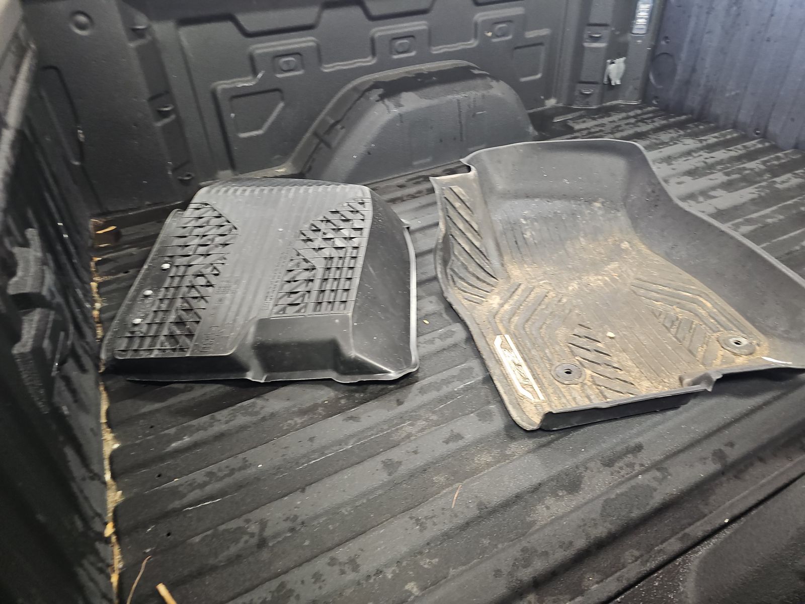 2024 Chevrolet Silverado 1500 RST AWD