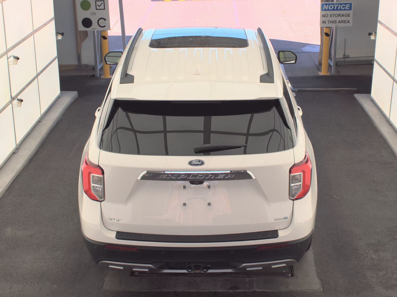 FORD EXPLORER - 7