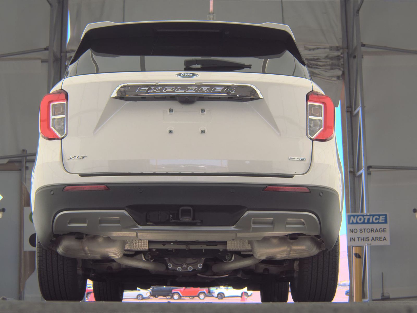 FORD EXPLORER - 8